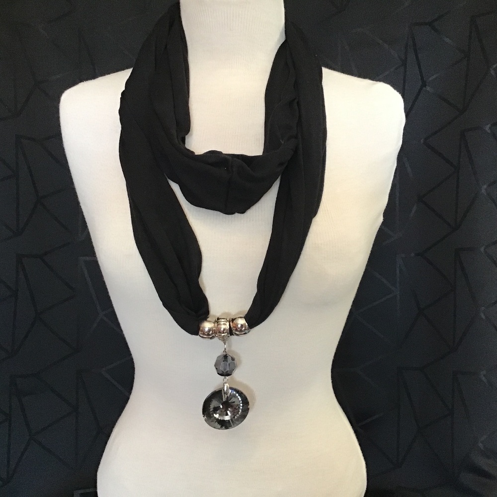 Infinity scarf with black crystal pendant